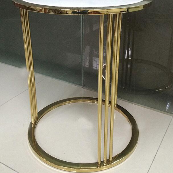 Décoration en verre en laiton/d'or salon de table basse pour la chambre à coucher d'hôtel 1