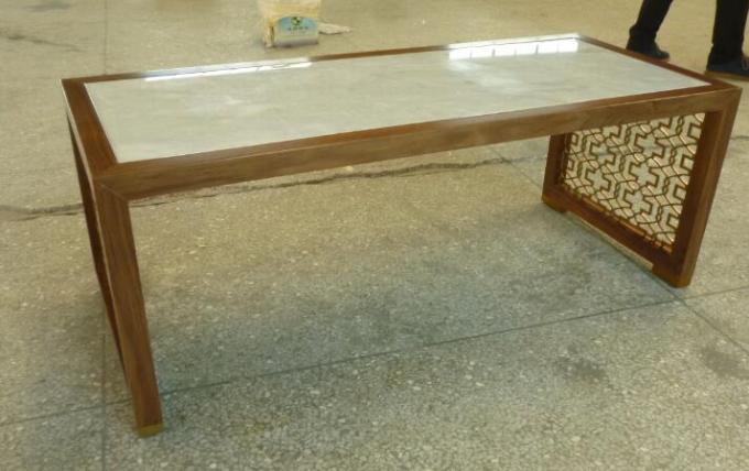 Le côté contemporain solide de cadre en bois de bouleau ajourne pour le petit salon 1