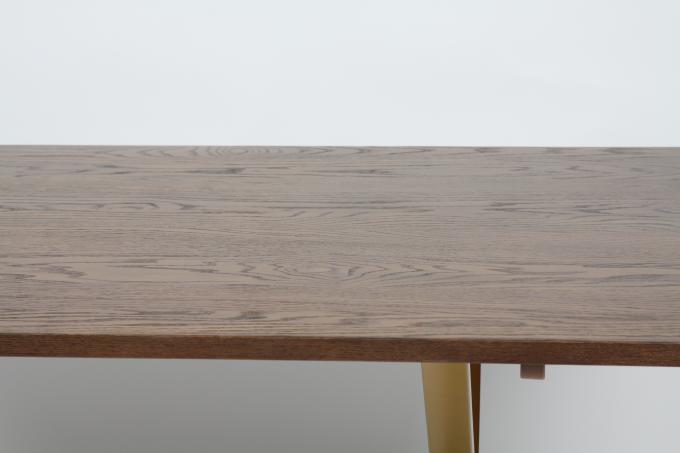 Gris en bois de table de salle à manger de forces de défense principale de dessus de fer de Modern Family 2