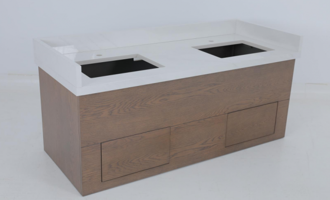 Hôtels commerciaux Vanité de salle de bains teintée en placage de chêne avec console en bois 2