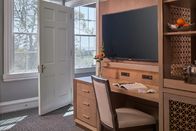 Reliable American Style Hospitality Bedroom Furniture Modern Design Oak Wood Finish