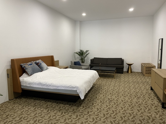 Un bon prix. Les ensembles adaptés aux besoins du client de meubles d'hôtel incluent le Tableau Sofa Modern de tête de lit de plate-forme en ligne