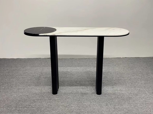 Un bon prix. Table basse faite sur commande de salon avec le cadre supérieur de marbre en métal en ligne