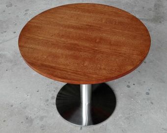 Un bon prix. Métal poli en bois durable de Tableaux de salle à manger pour le restaurant en ligne