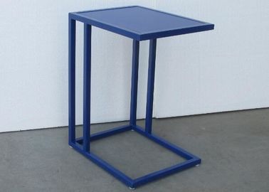 Un bon prix. La table basse simple 1,5