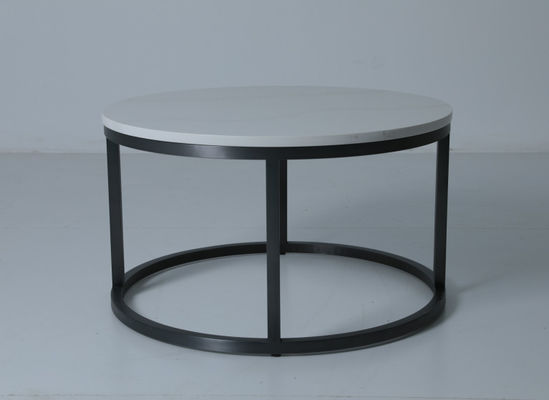 Un bon prix. Table à café ronde simple et élégant, haut en pierre et base en acier pour salon en ligne