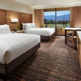 Un bon prix. Meubles en bois de chambre à coucher d'hôtel de noix faite sur commande 5 étoiles d'hôtel d'hôtel de marque de Hilton, casegoods d'hospitalité en ligne