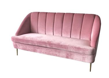 Un bon prix. Sofa rose de velours, meubles de tapisserie d'ameublement de tissu de divan de velours pour épouser le sofa de location en ligne