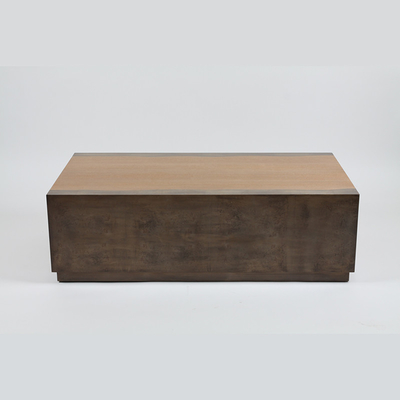 Un bon prix. Les lignes propres ajustent la table basse en bois solide pour des meubles de salon en ligne