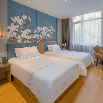 Un bon prix. Meubles de chambre à coucher d'hôtel de luxe de lit jumeau avec la finition jaune foncée du bois solide en ligne