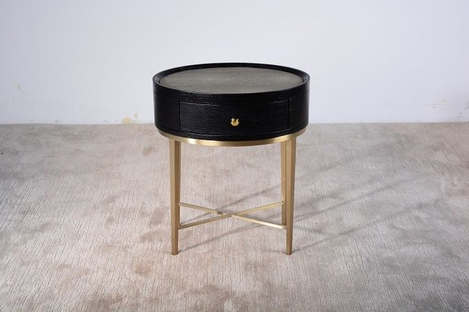 Cadre en bois généreux simple contemporain chaud en métal de table de chevet 2