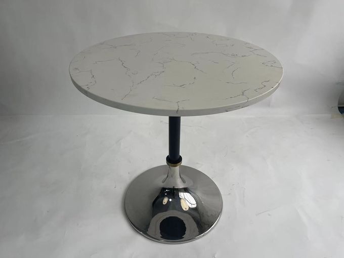 Tableau de cocktail de marbre blanc de rond supérieur de cygne de l'espace petit avec la base d'acier inoxydable 1
