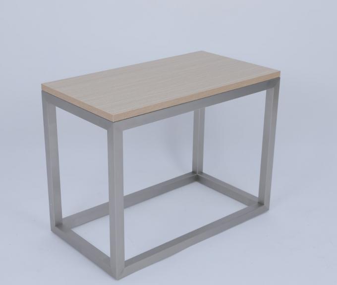 Table de côté rectangulaire en bois sur mesure pour l'hôtel Hilton 1
