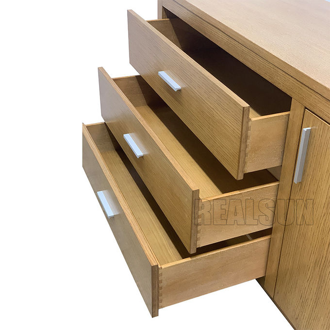 Placage adapté aux besoins du client par hôtel de Cabinet avec 42" bureau grand ouvert 24" Mini Fridge Storage large 1