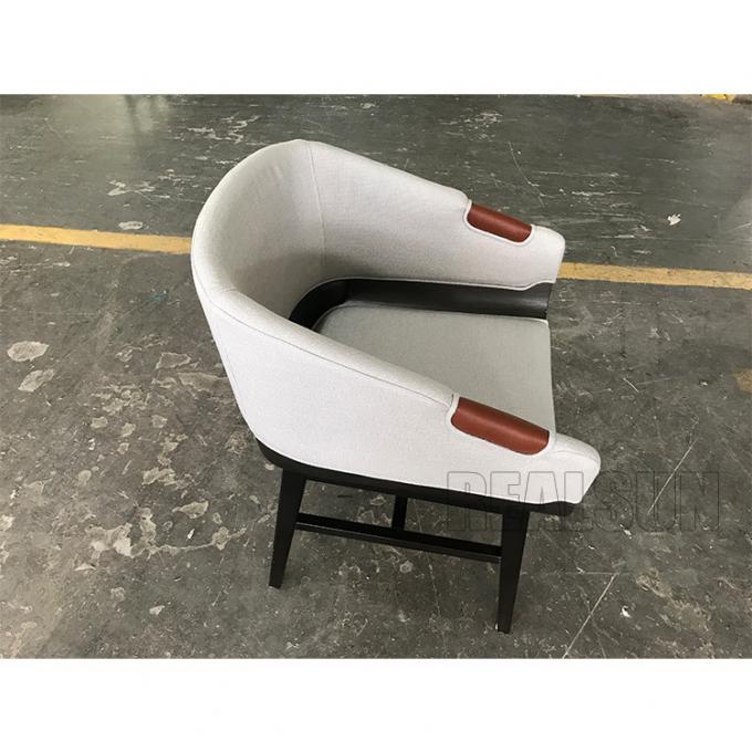 Chaise de détente en bois solide de chaise de loisirs adaptée aux besoins du client par base de nouveaux d'accoudoir de loisirs fauteuils en cuir modernes d'accent pour la maison 0