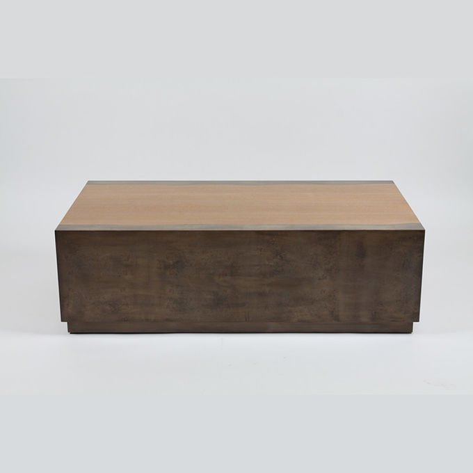 Les lignes propres ajustent la table basse en bois solide pour des meubles de salon 1